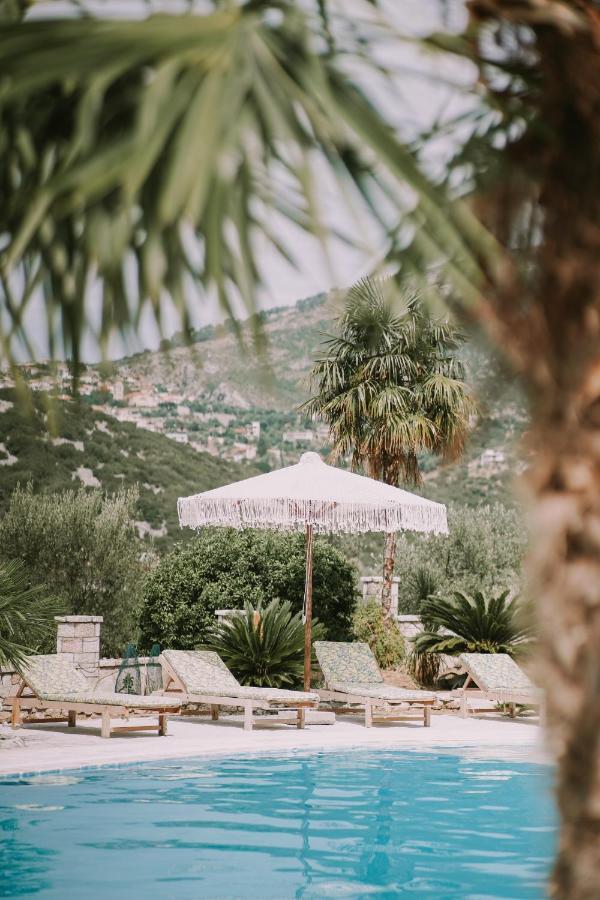 Vila Milo Himare Bagian luar foto