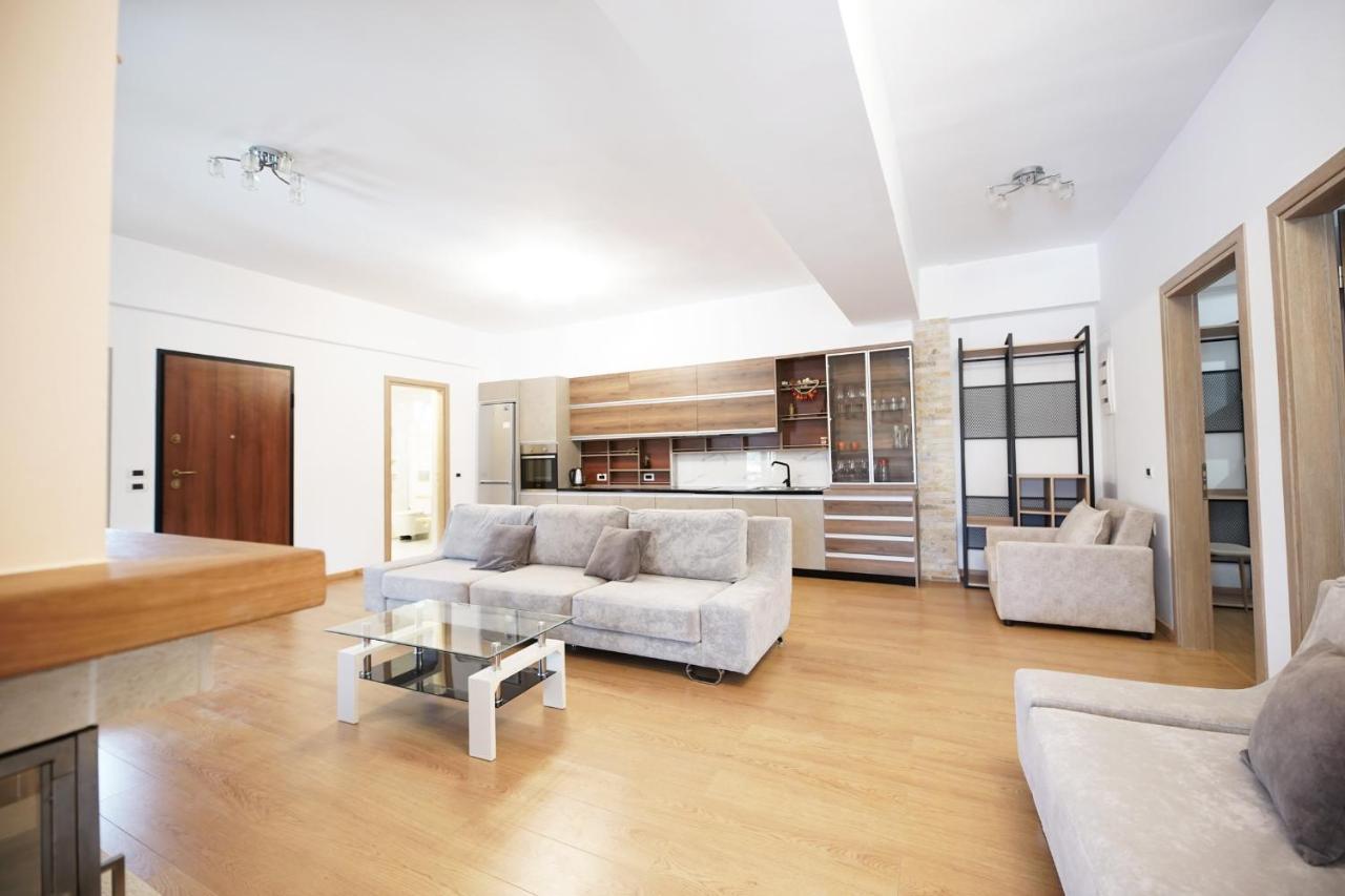 Vila Milo Himare Bagian luar foto